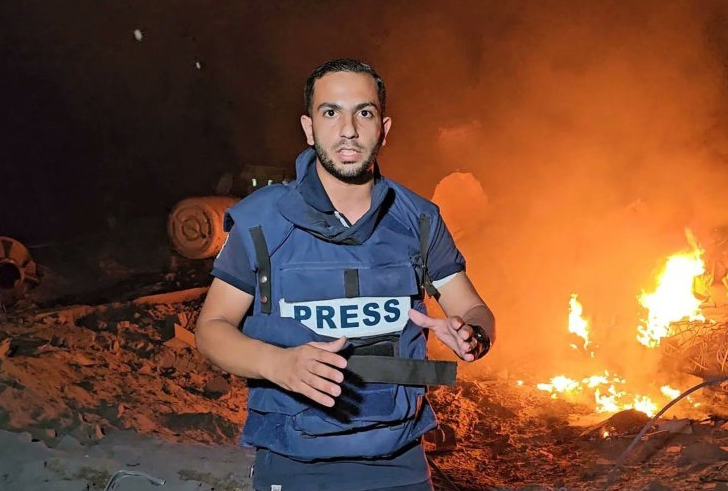 Israel’s attack on Gaza killed five Al Jazeera journalists. The Israeli military confirmed the attack, prompting condemnation from Hamas and other parties.