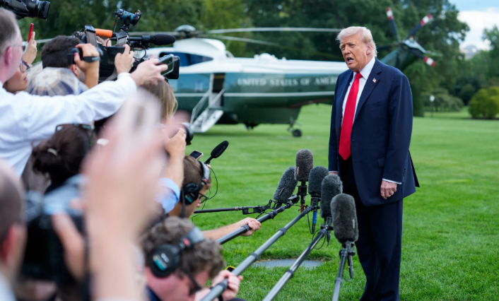 Trump Expects Fed to Cut Rates “Big” This Week